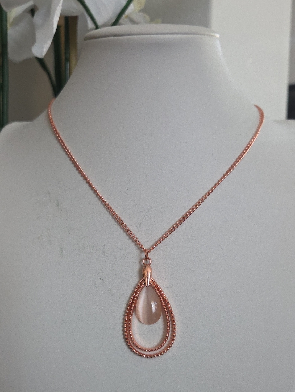 Paparazzi Teardrop Tranquility Copper Moonstone Necklace NWT
